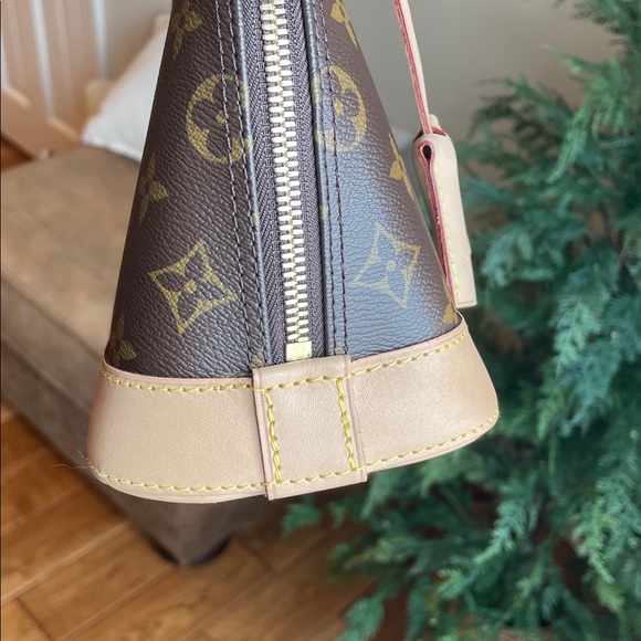 Louis Vuitton Alma BB Bag in Brown Monogram
“Price is Firm” - Picture 13 of 14